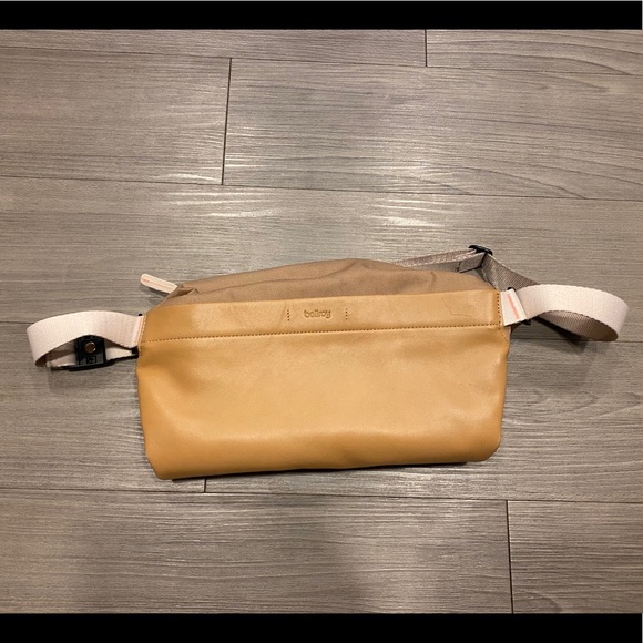 bellroy sling premium